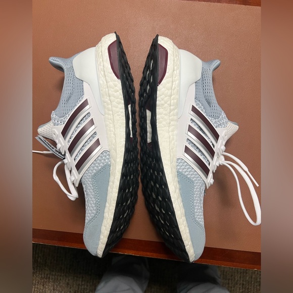 Mississippi State Adidas Shoes men’s size 9.5 - Picture 2 of 11